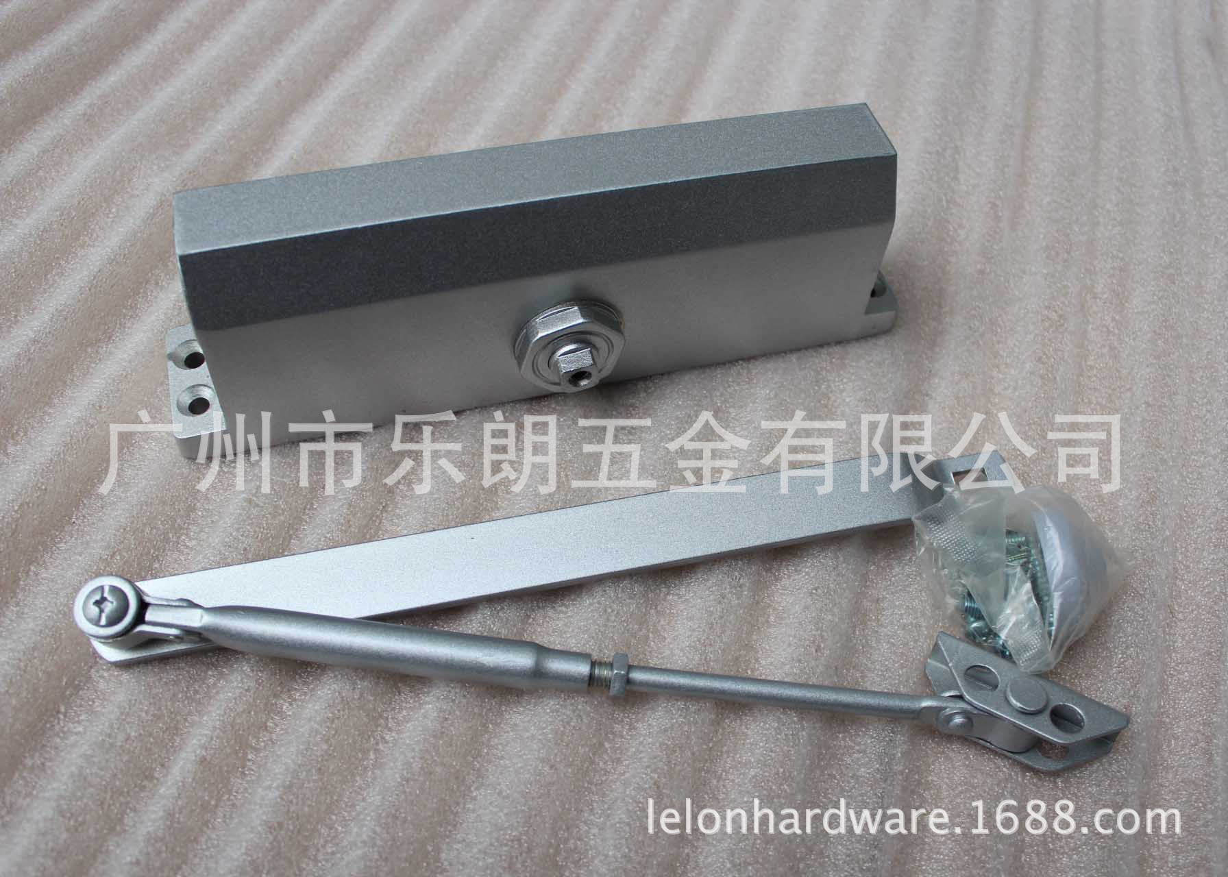 91看片免费下载91看片免费版在线观看RDC-05 重型方背閉門器